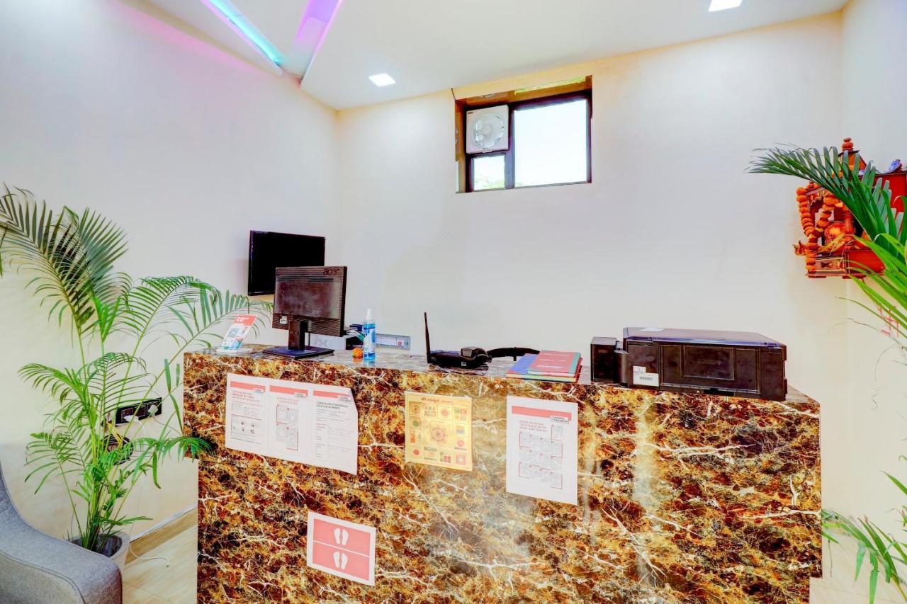 Oyo Flagship 73009 Hotel City Inn Dayal Bagh Exterior photo